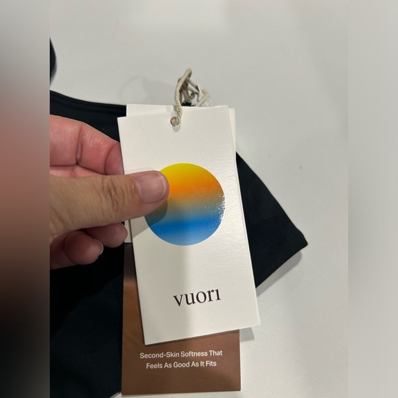 Vuori Women's Large Yosemite Bra Black Camo NWT Lined Removable Cups Stretch - Picture 4 of 7